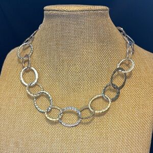 Chic Silver Tone Link Necklace
